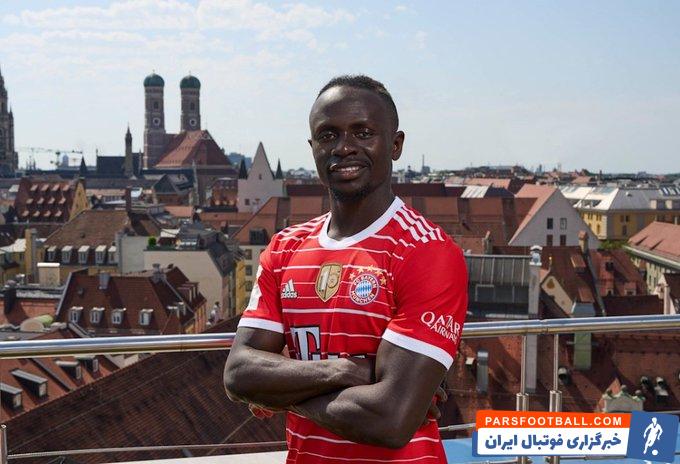 آواز خوانی سادیو مانه در جشن های بایرن مونیخ