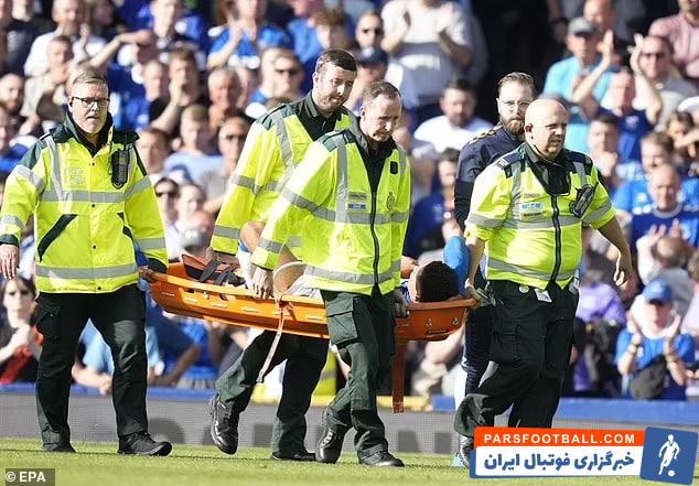 توقف دیدار اورتون و چلسی برای رسیدگی پزشکی به وضعیت یک تماشاگر