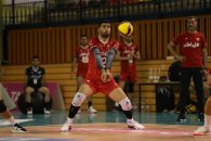 امیرحسین اسفندیار