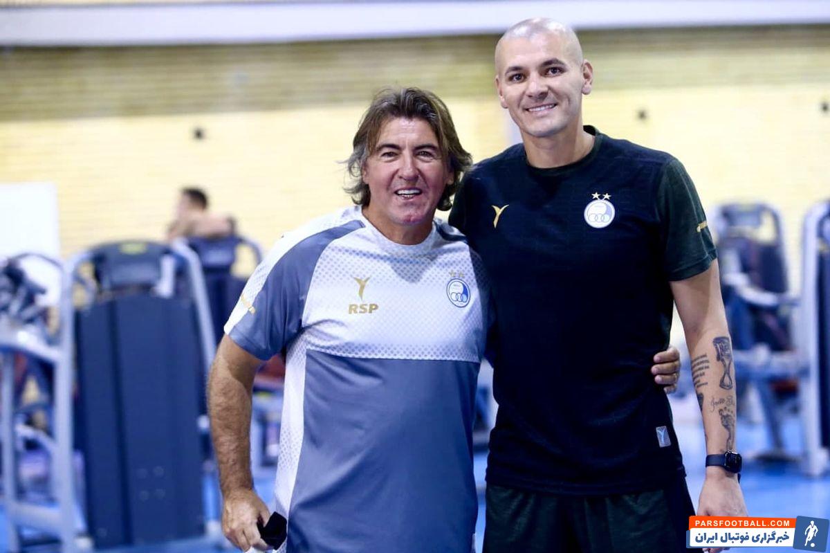 سانسور گل به خودی رافائل سیلوا در یک بازی دوستانه توسط کادر فنی استقلال