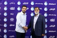 خسرو حیدری در نقش کریم باقری استقلال ؛ ستاره پیشین مامور مراقبت از نظم و انضباط بازیکنان