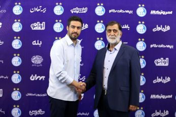 خسرو حیدری در نقش کریم باقری استقلال ؛ ستاره پیشین مامور مراقبت از نظم و انضباط بازیکنان