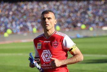 پرسپولیس ؛ سیدجلال حسینی سرخ ها را در اراک همراهی خواهد کرد