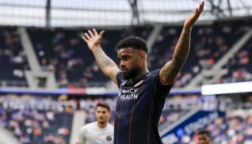 پرسپولیس و یورگن لوکادیا