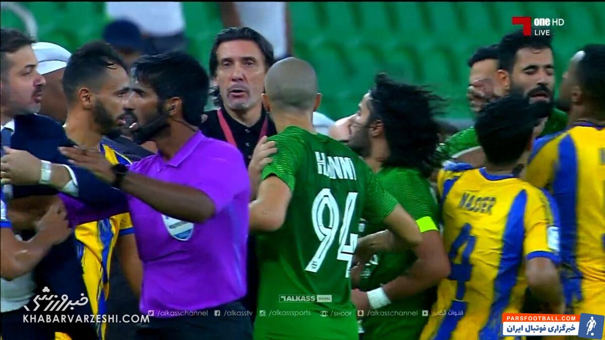 عکس| کتک خوردن مدافع پرسپولیسی مقابل سرمربی محبوب استقلالی ها