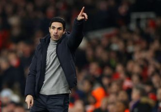 هم تیمی بودن میکل آرتتا و رونالدینیو