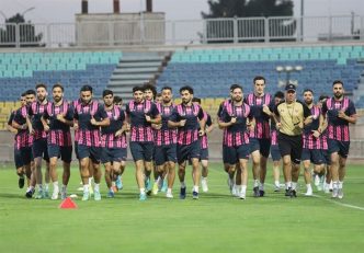 برگزاری آخرین تمرین پرسپولیس پیش از بازی با تیم هوادار ؛ تمرین اختصاصی فرشاد فرجی زیر نظر پزشکان