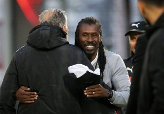 گفتوگوی جالب کارلوس کی روش با سرمربی سنگال ؛ موهایم را به خاطر تو از دست دادم !