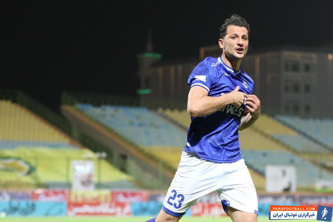 غیبت آرمان رمضانی در دیدار استقلال و نساجی