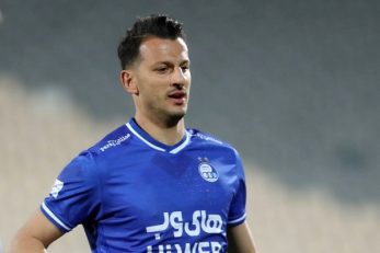 آرمان رمضانی مهاجم استقلال بازی با گل گهر را از دست داد