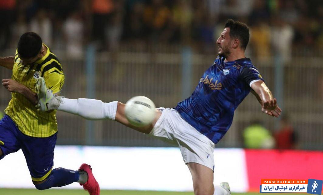 مصدومیت آرمان رمضانی از ناحیه کمر و غیبت او در تمرینات استقلال