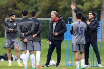 کارلوس کی روش : با بازیکنان بزرگ زیادی کار کردهام، اما هرگز بازیکنانی همچون بازیکنان ایران ندیدهام که چنین عملکردی را با چنین احساسی از خود ارائه میدهند