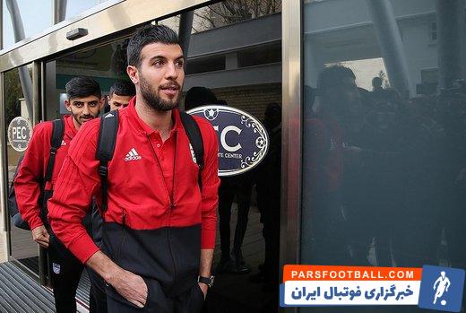 با اعلام فدراسیون فوتبال محمدرضا خانزاده مدافع پیشین پرسپولیس و تراکتور بازیکن آزاد است