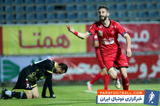 مهدی عبدی مهاجم پرسپولیس روی پای خود خالکوبی زده است