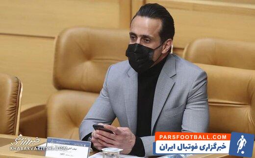 علی کریمی به اتفاق مهم بازی پرسپولیس واکنش نشان داد
