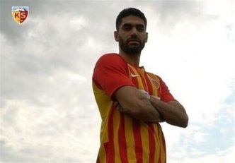علی کریمی ستاره ایرانی کایسریاسپور به تمرینات تیمش برگشت