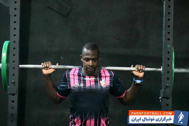 شیخ دیاباته آقای مصدوم استقلال و الغرافه در پرسپولیس