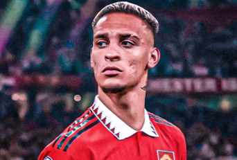 آنتونی با شماره 21 در منچستریونایتد