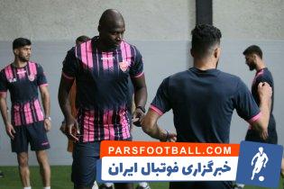 غیبت احتمالی شیخ دیاباته در دیدار هوادار و پرسپولیس