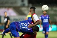 خطای عجیب مهدی عبدی روی یورگن لوکادیا در دیدار هوادار و پرسپولیس