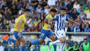 مهدی طارمی در دقیقه ۹۹ پنالتی را به گل تبدیل کرد تا پورتو باخت ندهد