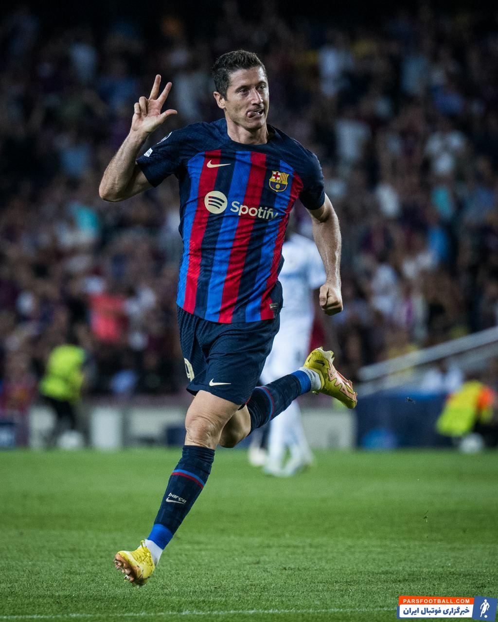 جشنواره گل بارسلونا برابر ویکتوریا پلژن با هت تریک روبرت لواندوفسکی