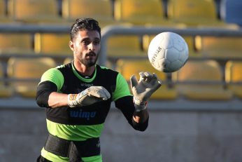 تلاش مضاعف احمد گوهری در تمرینات پرسپولیس با توجه به غیبت علیرضا بیرانوند