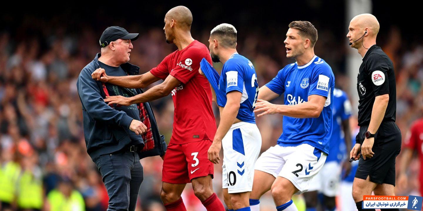 عصبانیت شدید هوادار اورتون پس از مردود شدن گل این تیم برابر لیورپول