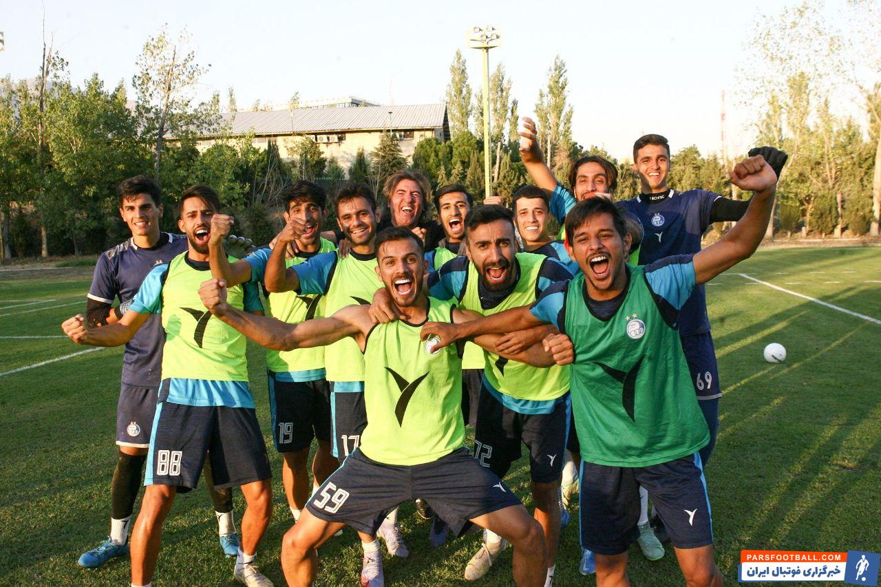 چهره برنده بازیکنان استقلال پس از تساوی ناامیدکننده مقابل نفت مسجدسلیمان