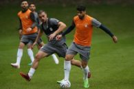 نبرد هوایی جالب مهدی طارمی و مجید حسینی در تمرینات تیم ملی