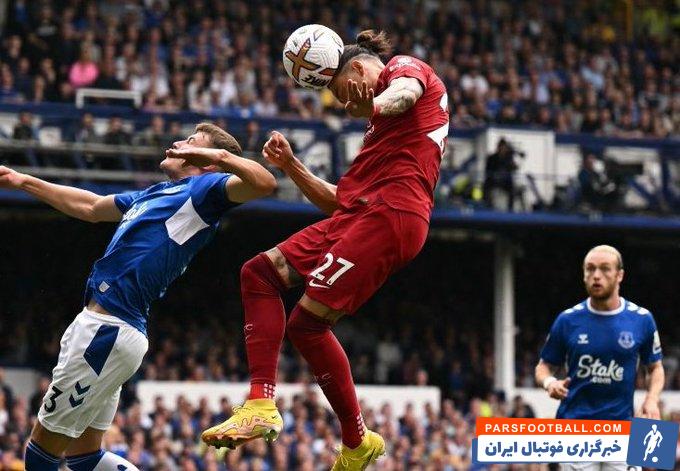 عصبانیت شدید هوادار اورتون پس از مردود شدن گل این تیم برابر لیورپول