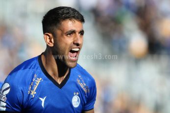 گلزنی پیمان بابایی در نیمه نخست برای استقلال در دیدار با نساجی