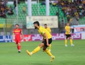 میلاد زکی پور در سپاهان