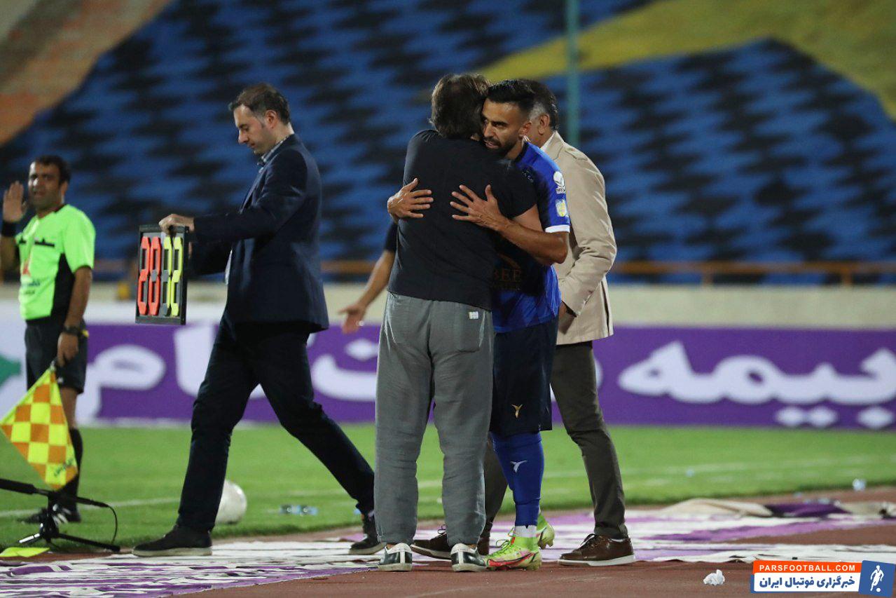 بازگشت ارسلان مطهری به ترکیب استقلال پس از 3 بازی غیبت