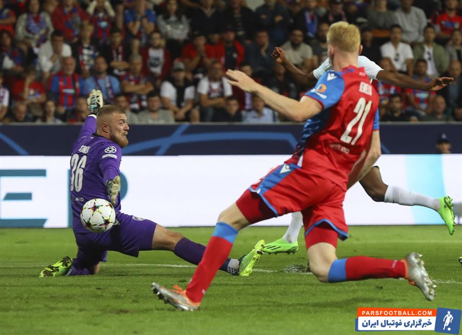 ویکتوریا پلژن و اینتر