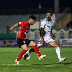 آغاز بلیط فروشی بازی تراکتور و نفت آبادان برای 60 درصد ظرفیت ورزشگاه یادگار امام (ره)