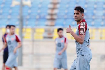 عیسی آل کثیر خطاب به گل محمدی : می خواهم فقط برای پرسپولیس بازی کنم