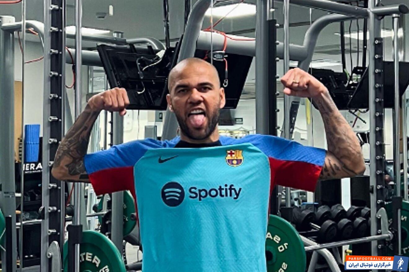 دنی آلوس در بارسا