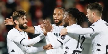 شارلروا در حضور ستاره ایرانی خود به پیروزی رسید