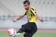 آ.اک آتن در حضور ستاره ایرانی مقابل حریف خود به پیروزی رسید