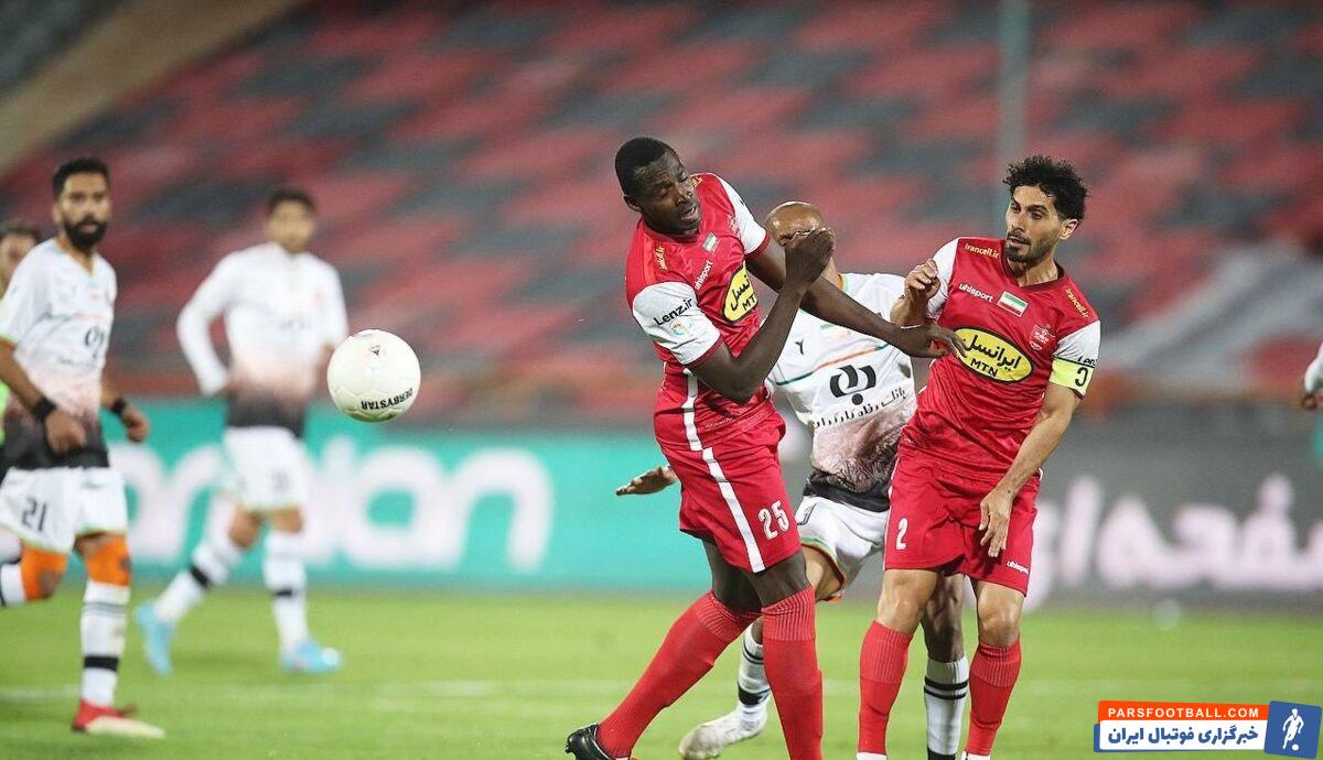 امید عالیشاه مقابل مس رفسنجان از دقیقه هفتاد به میدان رفت