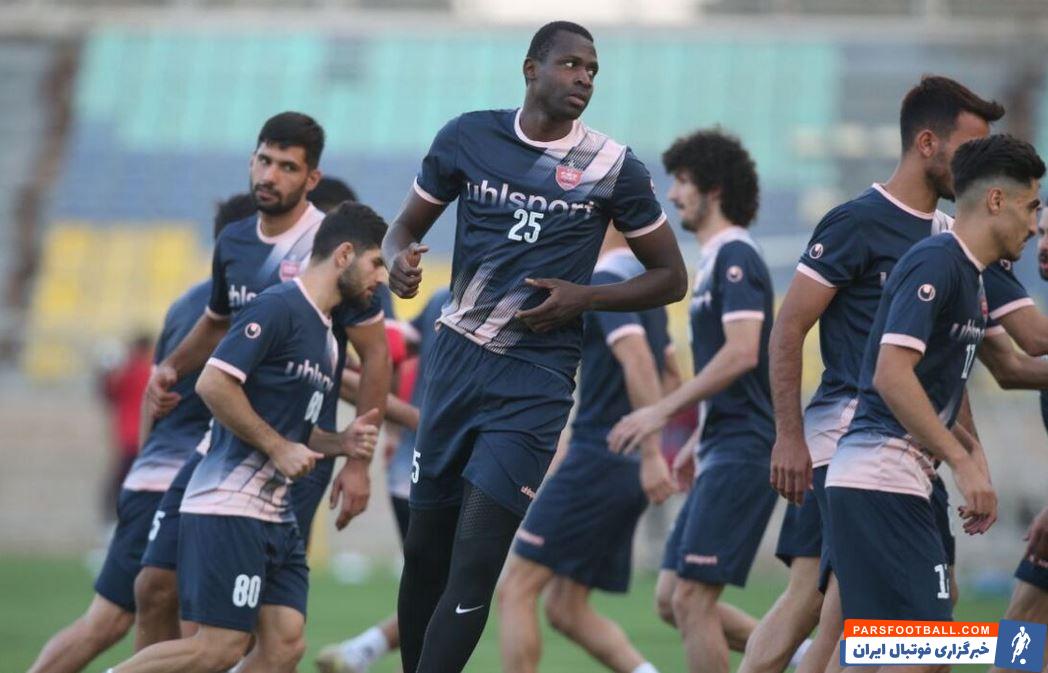 شیخ دیاباته به تمرینات گروهی پرسپولیس برگشت