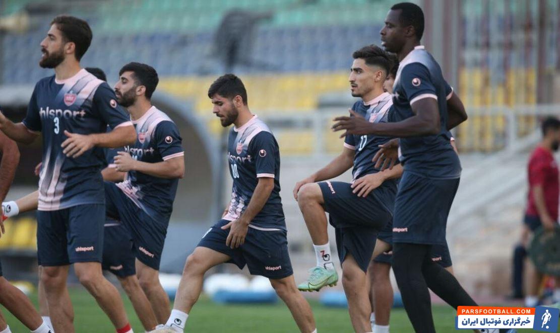 مرور کارهای تاکتیکی در تمرین امروز پرسپولیس ؛ شیخ دیاباته به تمرینات گروهی برگشت