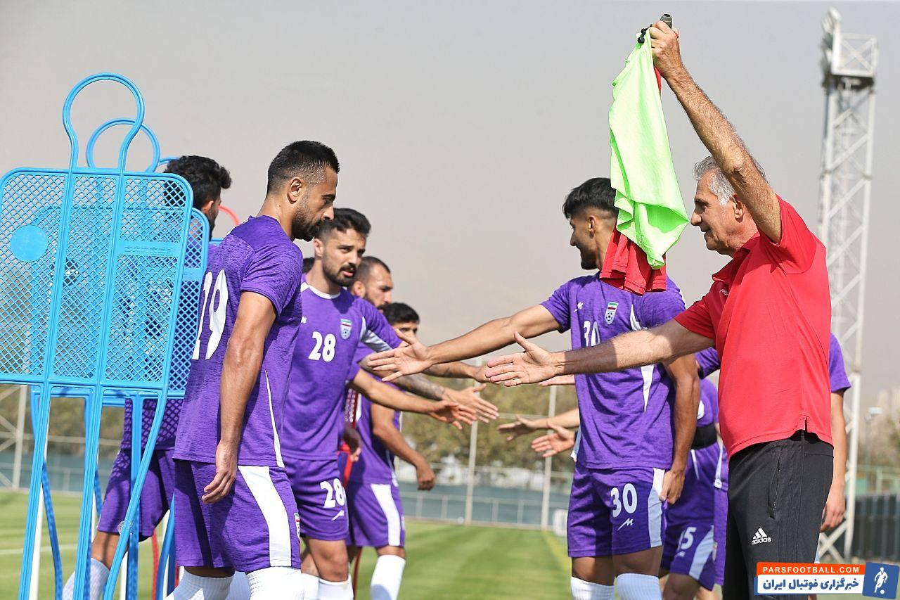 تحرک فراوان کارلوس کی روش در کنار بازیکنان تیم ملی در تمرینات