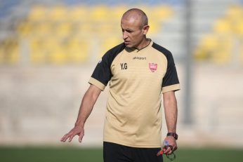 ظاهر جدید و متفاوت یحیی گل محمدی در تمرین پرسپولیس