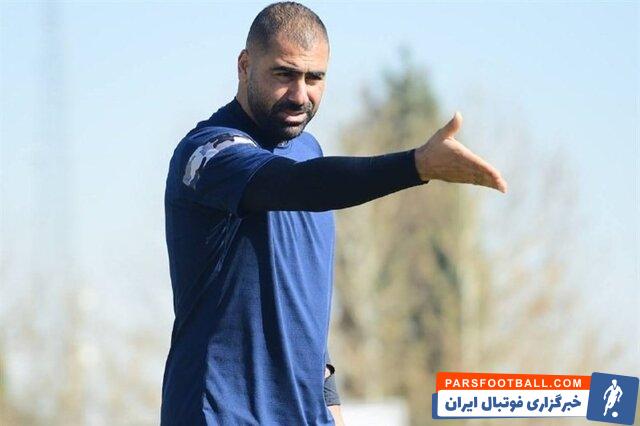 مازیار زارع سرمربی ملوان پس از شکست مقابل پرسپولیس : داوران باعث عصبانی شدن مربیان میشوند