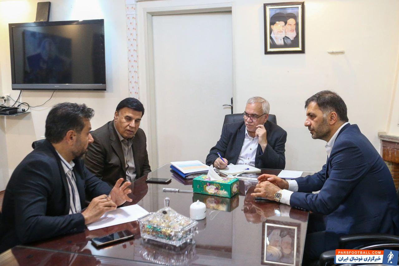 برگزاری جلسه هیات مدیره باشگاه استقلال با حضور چهار نفر