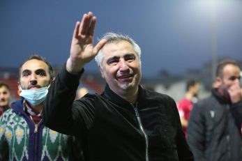 ساکت الهامی در هوادار