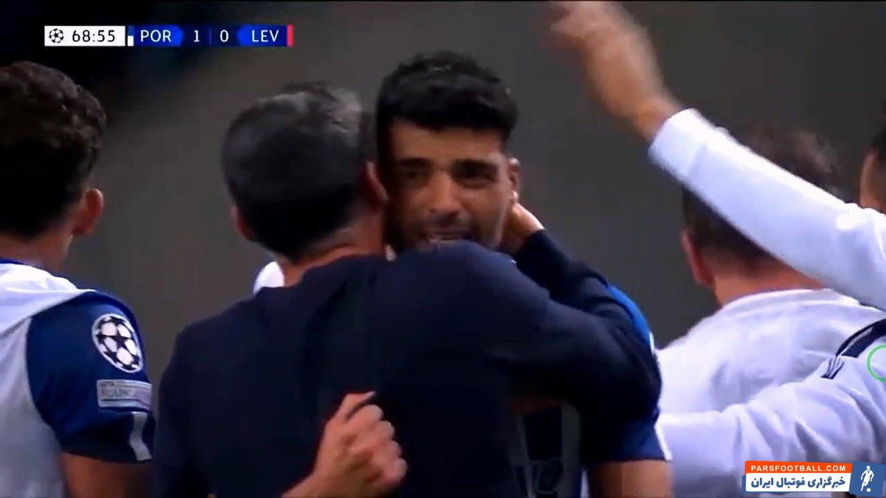 عبور موفق پاس گل مهدی طارمی از آزمون VAR در بازی پورتو و بایر لورکوزن