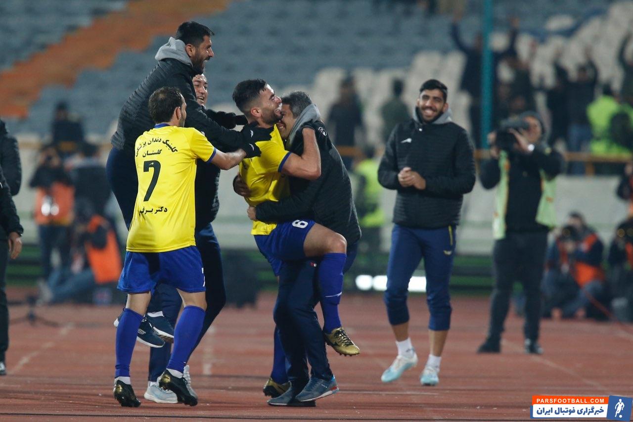 گل زیبای علیرضا علیزاده به پرسپولیس در تهران با لباس نفت مسجدسلیمان